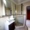 REALJOY GUEST SUITES