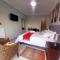 REALJOY GUEST SUITES