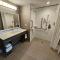 Home2 Suites By Hilton Allentown Bethlehem Airport - بيت لحم