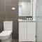 Cosy Stays 1 Bedroom Apartment Rosebery Parking & Balcony Sydney Escape