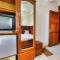 Quang Vinh 2 Hotel
