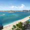 Brand New 2BR Apt with Palm Views and Private Beach - High Floor - Dubaj