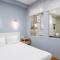 Kolonaki Suites by Olala Homes