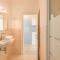 Elegant Residence Ea Bianca 2 Bedroom sleeps 6 plus extra bed available no0715
