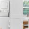 Lux Beachside 2nd Floor Condo 4 Steps to the Beach! - جونو بيتش