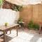 Casa amplia, confortable, céntrica by Prishomes