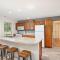 HOT TUB - Grand Haven/Spring Lake Waterfront Home