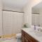 HOT TUB - Grand Haven/Spring Lake Waterfront Home