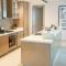 Quill Residence at Paramount Towers 3 BR Creek View - Dubai