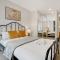 Bright 2B apt next to Flagstaff Garden freeparking#FG10