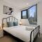 Bright 2B apt next to Flagstaff Garden freeparking#FG10