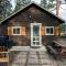 Triple R Cottages- 2 cabin