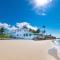 Modern, Stunning Bright Central Beach Villa - Nassau