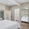 Stylish & Spacious Retreat in Downtown Bellevue