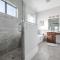 Heated Pool, Canal Views, Sleeps 8 - Villa Sip N' Sea - كيب كورال