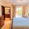 Condo Las Brisas near to Marina Herradura, free Pool and wifi