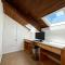 Coral Hale 5br 3ba Luxury Home, AC, Hot Tub and Stunning Views