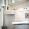 Modern 2-Bed Apartment Near Ascot & Legoland, Sleep upto 4 guests, Pet Friendly, Parking Available on Request!