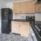 Maidstone villa 3bedroom free sports channels park - Maidstone