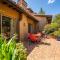 Uptown Sedona Gem: 3-Bed Townhome with Majestic Views and Central Location - Sedona