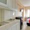 Collection O 92967 Apartement Sentraland Karawang By Rda Living - Jaken 1