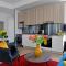 Leila - City Centre Apartment, stunning Mountain & City Views