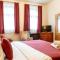 Residence Hattrick