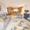 12 Hillview