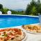 La Cascina Scalera per il tuo relax con piscina sauna ed Idromassaggio - Castel Campagnano