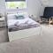 Hyland Apartment by CityNest - Chelmsford