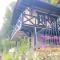 Le chalet bucolique au bord de leau