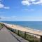 Beach Walk Southbourne SOBO Beach Sleeps 4 - 南布温
