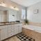 Tampa "Good Times" Private Large House With GameRoom - Sleeps 12, 4bdr, 3bth, Great Location, Quiet Community, Backyard - تامبا Tampa "Good Times" Private Large House With GameRoom - Sleeps 12, 4bdr, 3bth, Great Location, Quiet Community, Backyard - تامبا