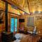 Neshannock Creekside Log Cabin - Volant