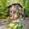 Lakemont Vacation Rental with Screened-In Porch!