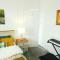 Stylish 2 Bed Room Apartment 5 sleep free wIFI & p