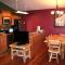 Lazy R Cottages- 17 cabin - استيس بارك