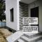 Solo apartments