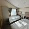 Luxury 6-8 Berth Lodge - New Milton