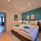 Charysma - Azurro-Suite, urbanes & ruhiges Design, Terrasse, Parkplatz