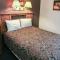 Lazy R Cottages- 7A cabin