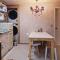 Near Lotte World! Best-rated home close to Seongsu, Gangnam, and Asan Medical Center