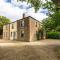 Vallis Oak Villa