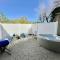 White Feather Suite Hot Tub Private Sleeps 2