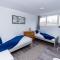Stridingedge - 3 Bedroom 5 beds Sleeps 6 Ideal For Contractors