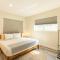 Oia House Brickell Beach 10 minutes Pool Location - ميامي