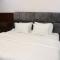 Excellent 2 bed apartment in Lekki Phase1 With SuperFast Wi-fi & 247 Power