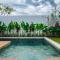 Villa Karina - Sumptuous 1BR Private Luxury Villa Walking Distance to Nyanyi Beach