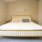 Stylish Sanctuary King Beds Upscale Condo