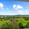 Pass the Keys Yew Tree Stunning Apartment with Sea View - Grange-over-Sands